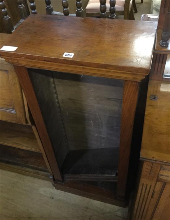 Small Victorian walnut open bookcase